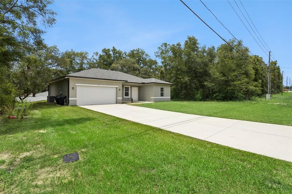 For Sale: $255,000 (4 beds, 2 baths, 1546 Square Feet)