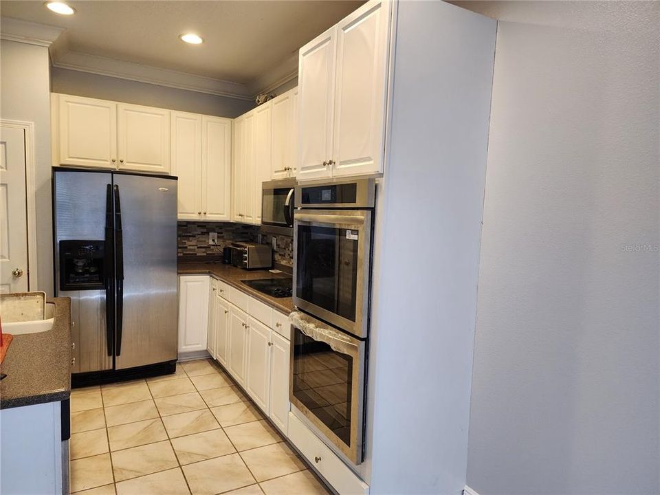 For Sale: $318,000 (4 beds, 2 baths, 1950 Square Feet)