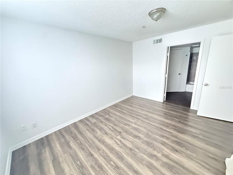En Renta: $1,600 (2 camas, 2 baños, 1026 Pies cuadrados)