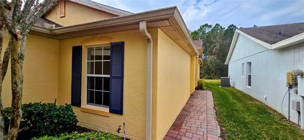 For Rent: $1,800 (2 beds, 2 baths, 1240 Square Feet)