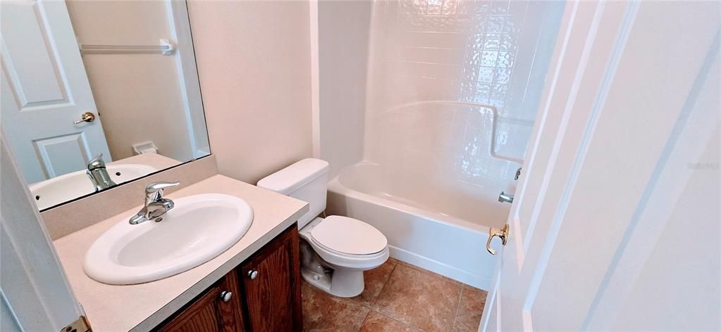 For Rent: $1,800 (2 beds, 2 baths, 1240 Square Feet)