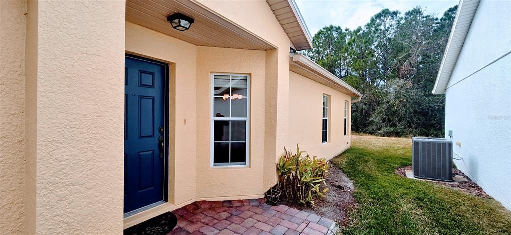For Rent: $1,800 (2 beds, 2 baths, 1240 Square Feet)