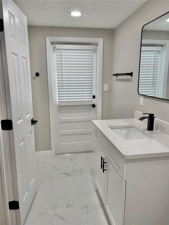 Active With Contract: $329,900 (3 beds, 2 baths, 1325 Square Feet)