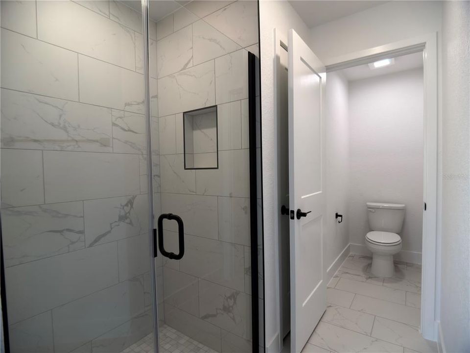 En Venta: $305,300 (3 camas, 2 baños, 1970 Pies cuadrados)
