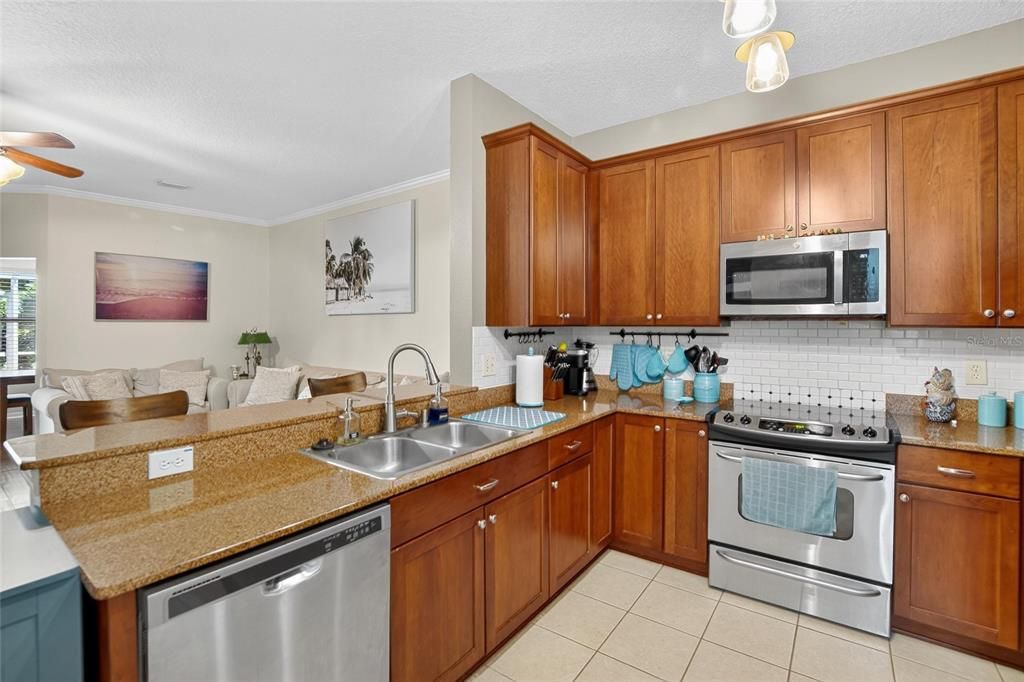 En Venta: $315,000 (3 camas, 2 baños, 1846 Pies cuadrados)