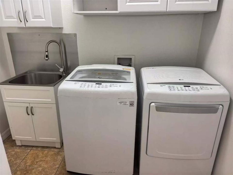 В аренду: $2,500 (3 спален, 2 ванн, 2494 Квадратных фут)