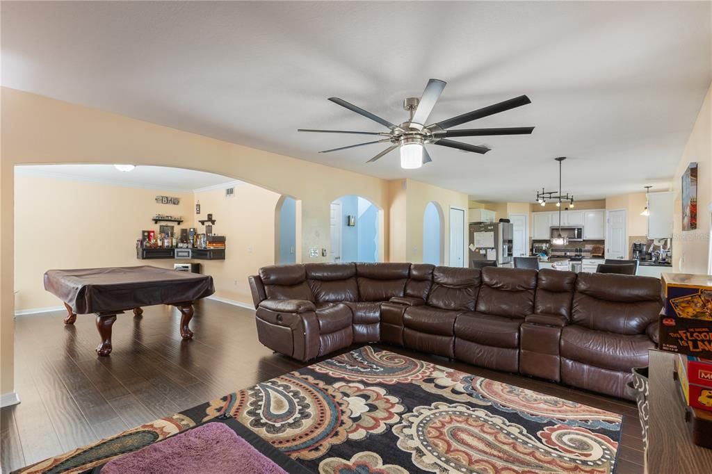 For Sale: $449,900 (3 beds, 2 baths, 2222 Square Feet)