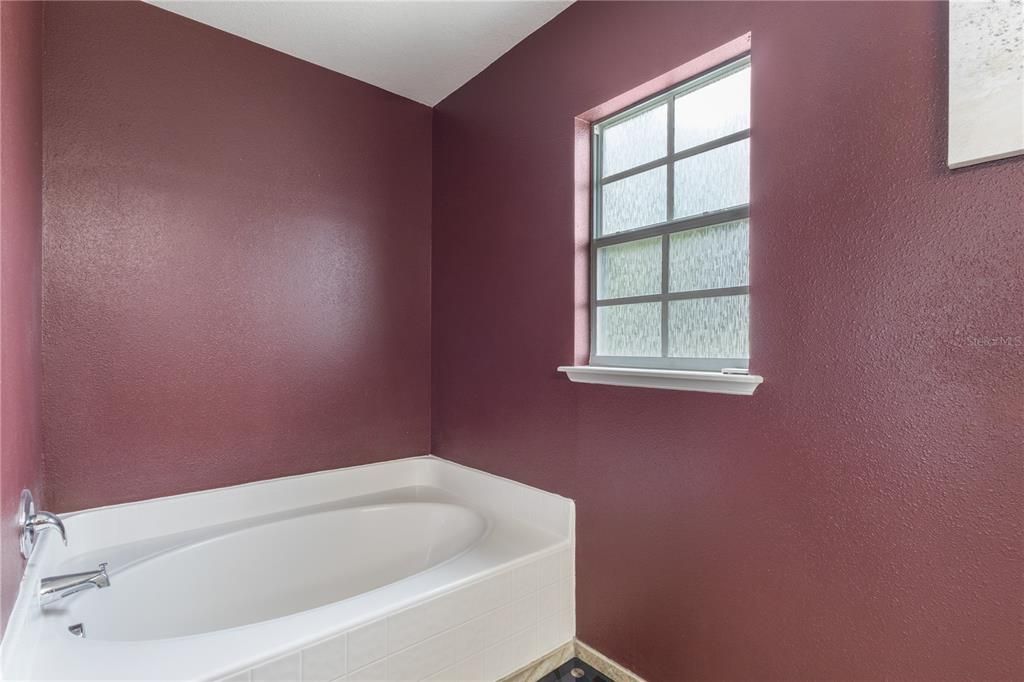 For Sale: $449,900 (3 beds, 2 baths, 2222 Square Feet)