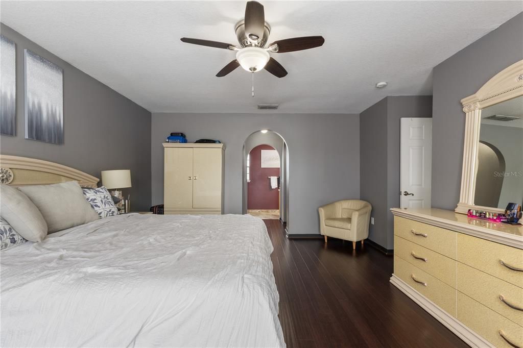 For Sale: $449,900 (3 beds, 2 baths, 2222 Square Feet)