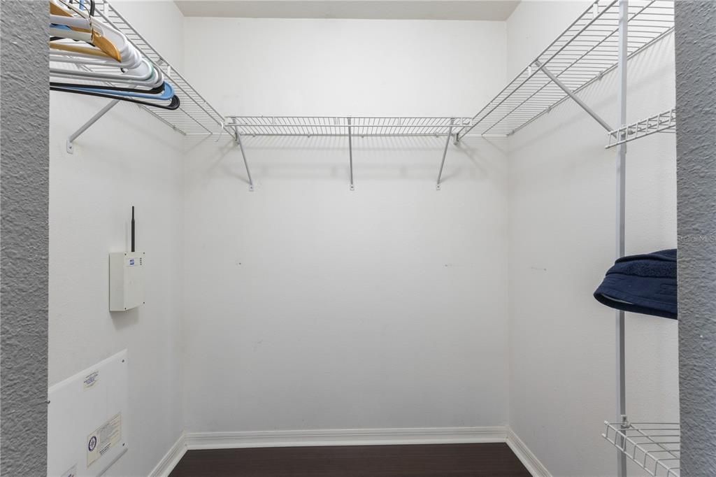 For Sale: $449,900 (3 beds, 2 baths, 2222 Square Feet)