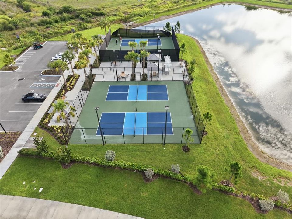En Venta: $289,900 (3 camas, 2 baños, 1521 Pies cuadrados)