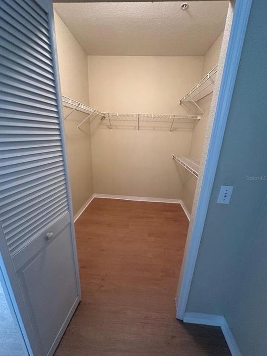 For Rent: $1,800 (3 beds, 2 baths, 1205 Square Feet)