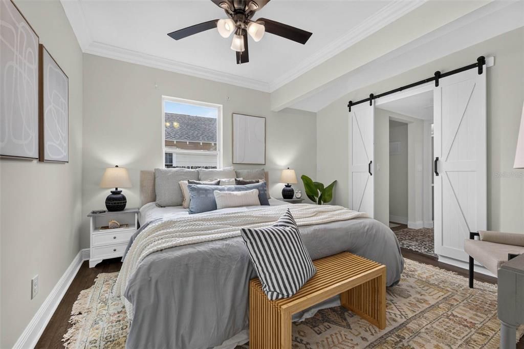 For Sale: $699,900 (3 beds, 2 baths, 1277 Square Feet)