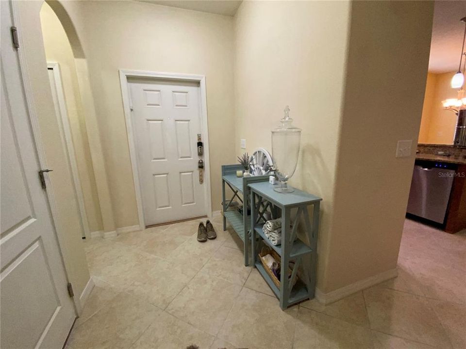 For Sale: $245,000 (3 beds, 2 baths, 1787 Square Feet)