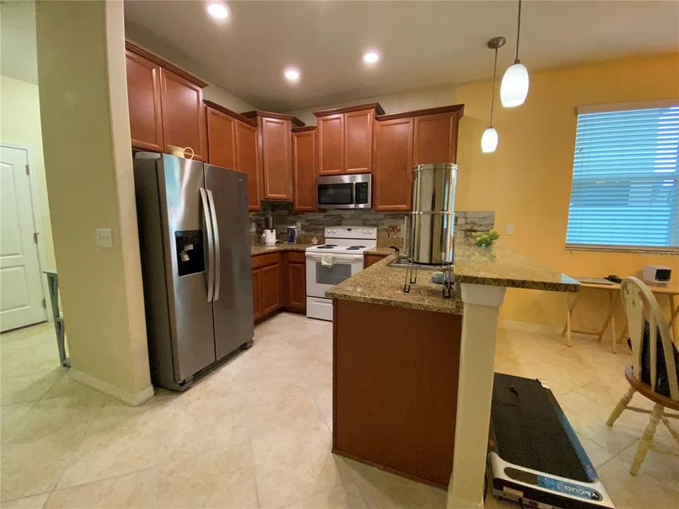 For Sale: $245,000 (3 beds, 2 baths, 1787 Square Feet)