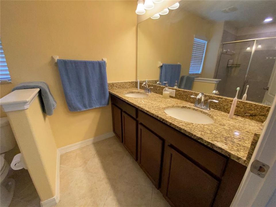 For Sale: $245,000 (3 beds, 2 baths, 1787 Square Feet)