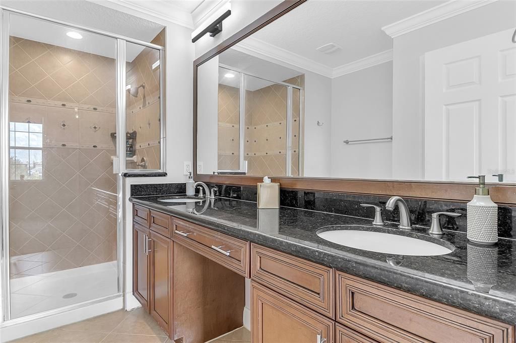 En Venta: $375,000 (3 camas, 2 baños, 1419 Pies cuadrados)