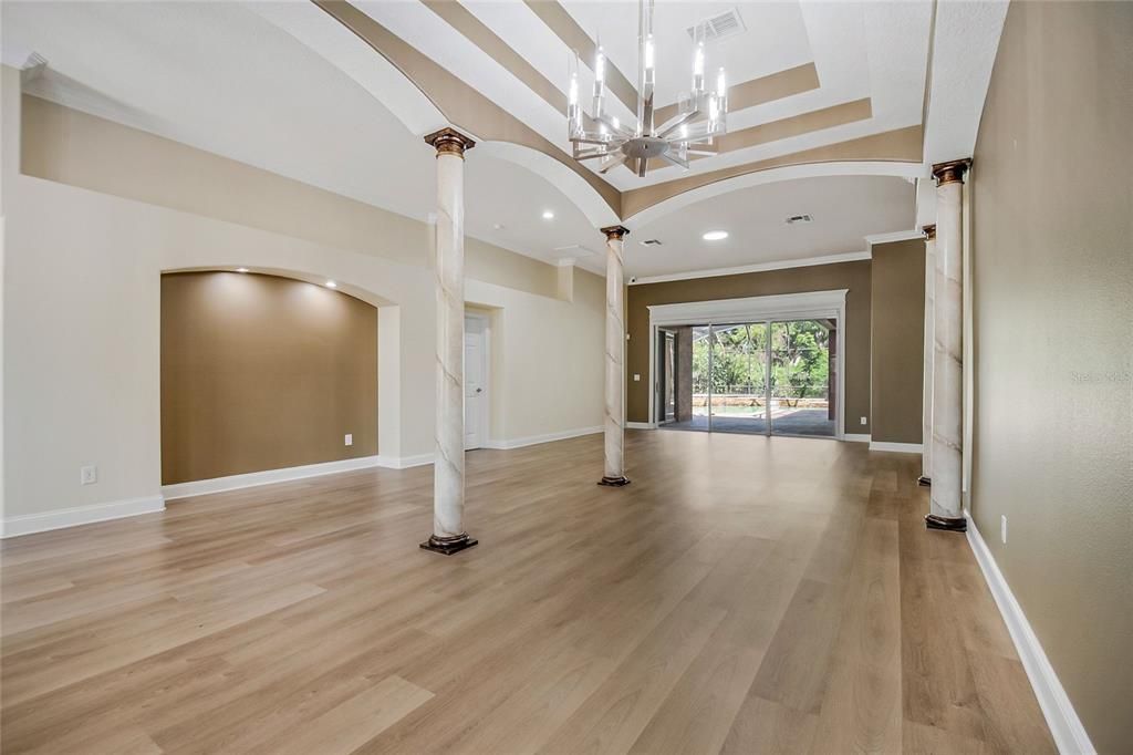 For Sale: $919,000 (4 beds, 4 baths, 4452 Square Feet)