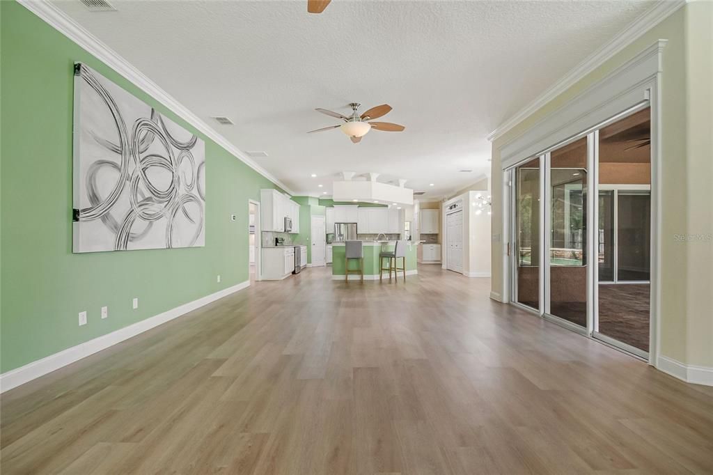 For Sale: $919,000 (4 beds, 4 baths, 4452 Square Feet)