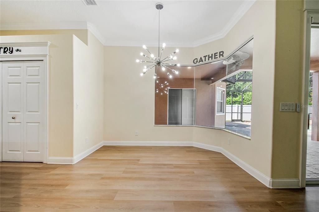 For Sale: $919,000 (4 beds, 4 baths, 4452 Square Feet)