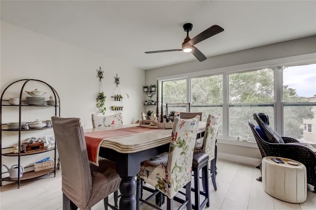 For Sale: $269,000 (2 beds, 2 baths, 1340 Square Feet)