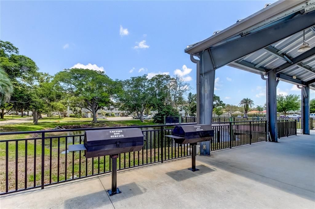 For Sale: $269,000 (2 beds, 2 baths, 1340 Square Feet)