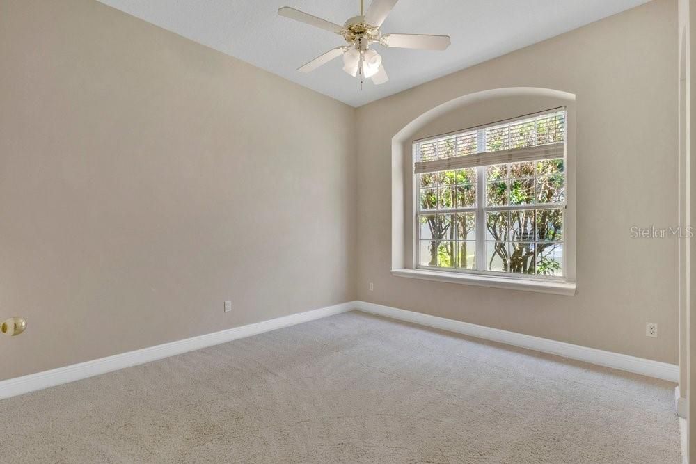 For Sale: $669,000 (5 beds, 3 baths, 3279 Square Feet)