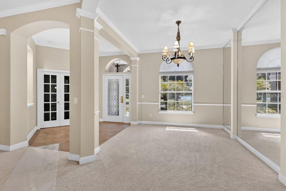 For Sale: $669,000 (5 beds, 3 baths, 3279 Square Feet)