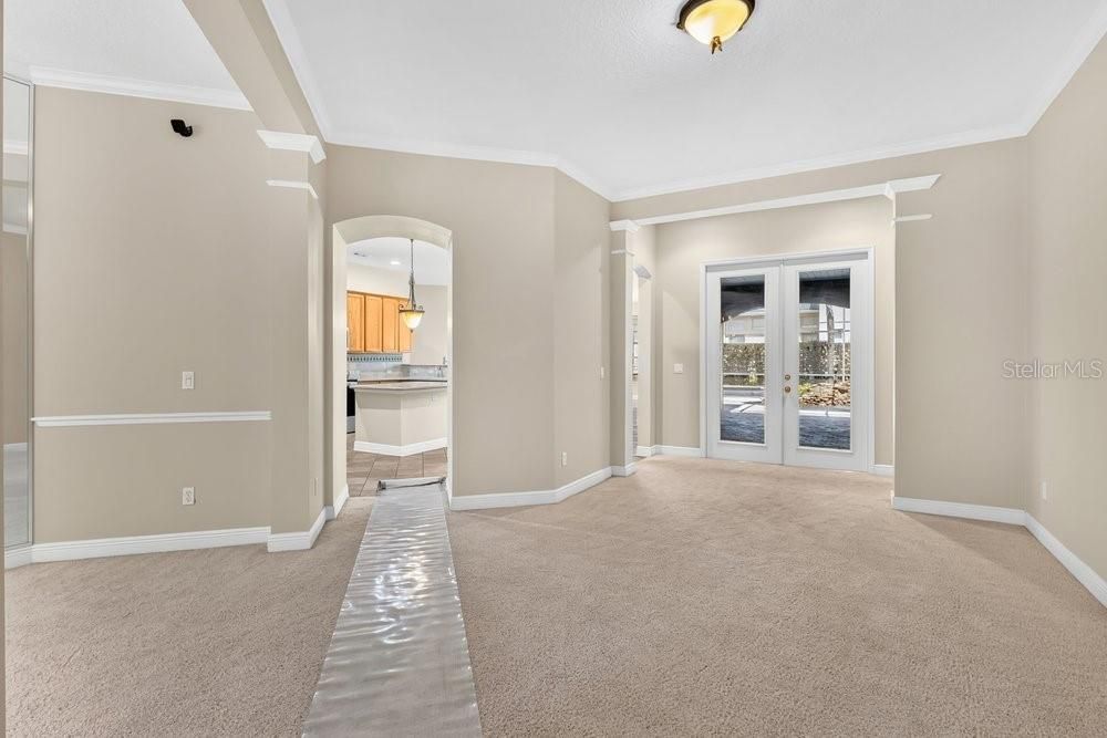 For Sale: $669,000 (5 beds, 3 baths, 3279 Square Feet)