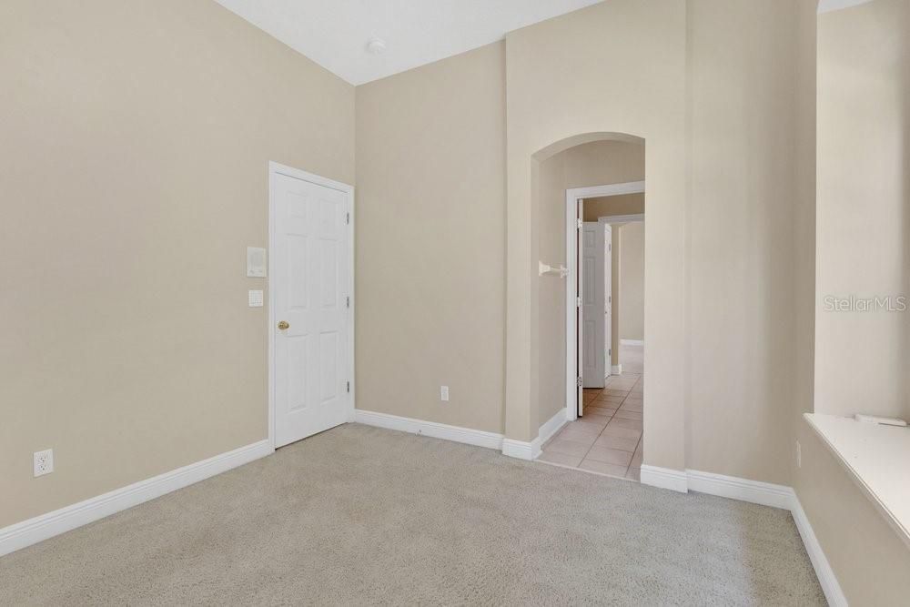 For Sale: $669,000 (5 beds, 3 baths, 3279 Square Feet)