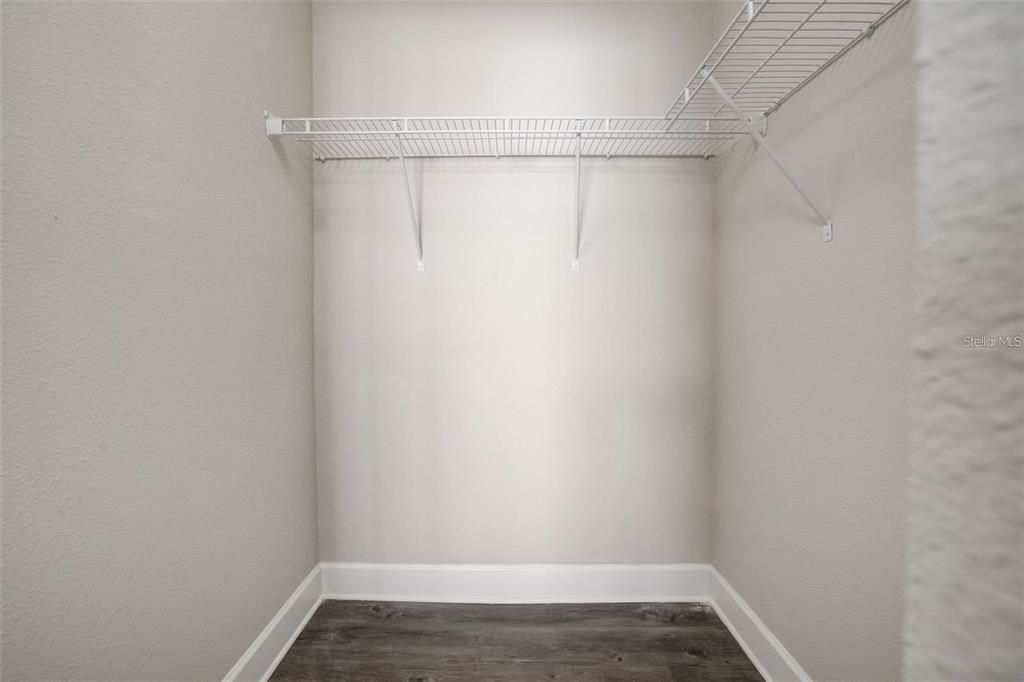 For Rent: $1,750 (2 beds, 2 baths, 930 Square Feet)