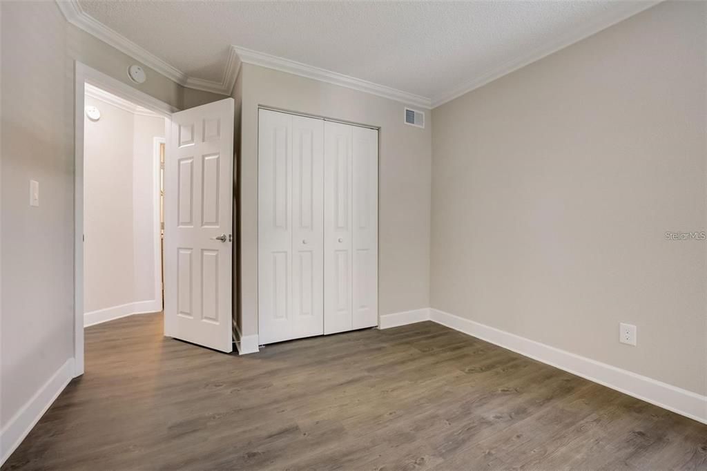 For Rent: $1,750 (2 beds, 2 baths, 930 Square Feet)