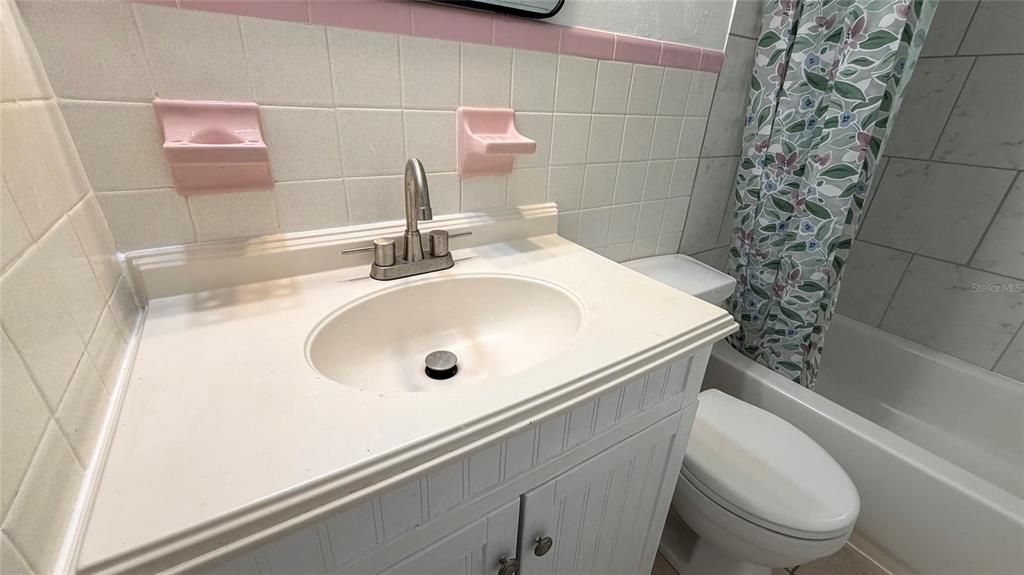 В аренду: $1,650 (3 спален, 2 ванн, 1266 Квадратных фут)