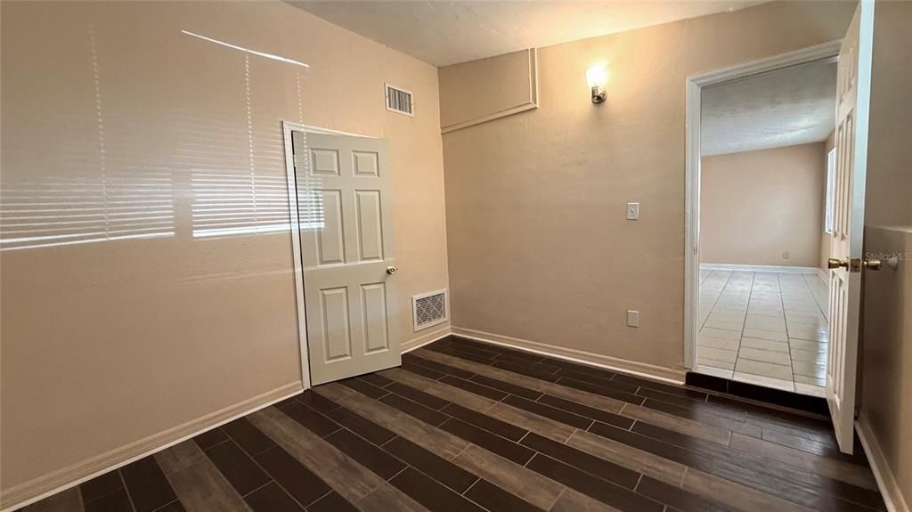 В аренду: $1,650 (3 спален, 2 ванн, 1266 Квадратных фут)