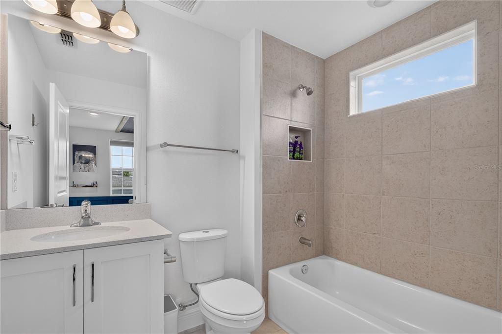 En Renta: $5,999 (5 camas, 4 baños, 3705 Pies cuadrados)