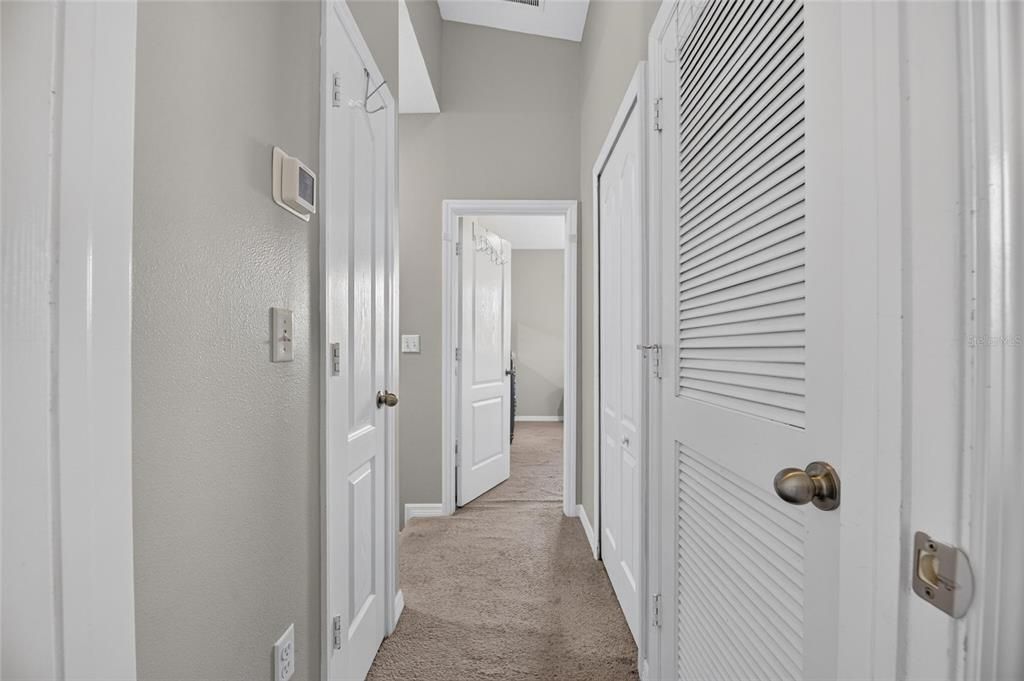For Sale: $220,000 (2 beds, 2 baths, 1260 Square Feet)