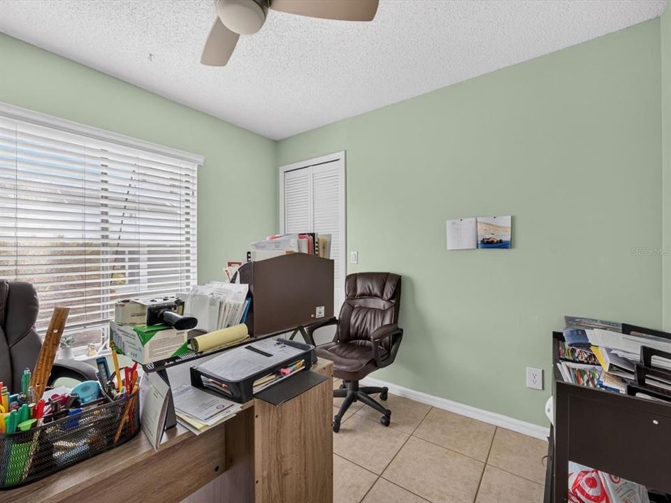 En Venta: $499,000 (4 camas, 2 baños, 2312 Pies cuadrados)