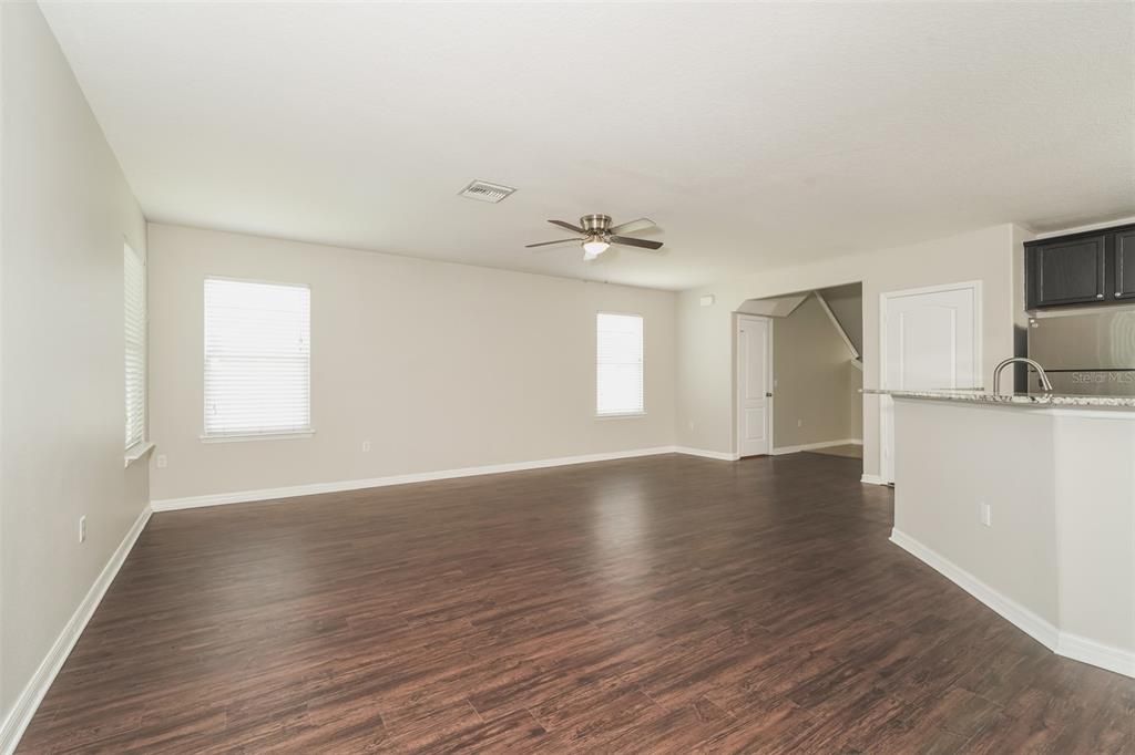 For Sale: $325,000 (4 beds, 2 baths, 2324 Square Feet)