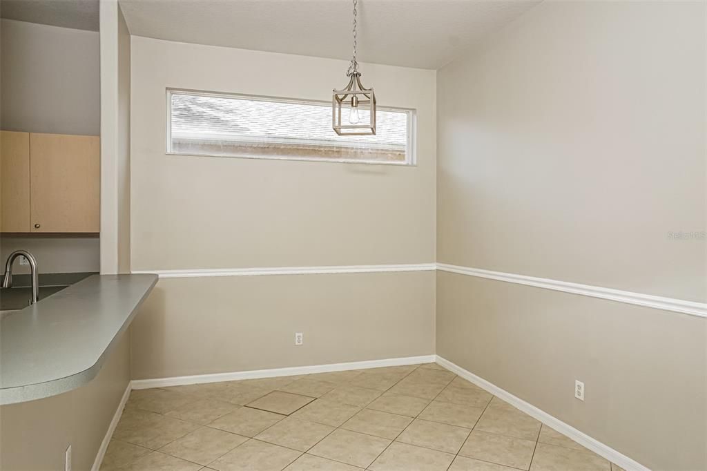 For Sale: $389,000 (3 beds, 2 baths, 1452 Square Feet)