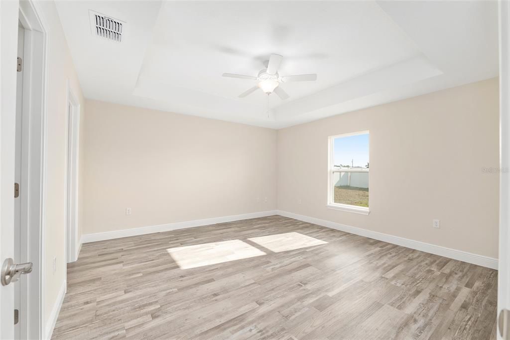 For Sale: $284,000 (3 beds, 2 baths, 1453 Square Feet)