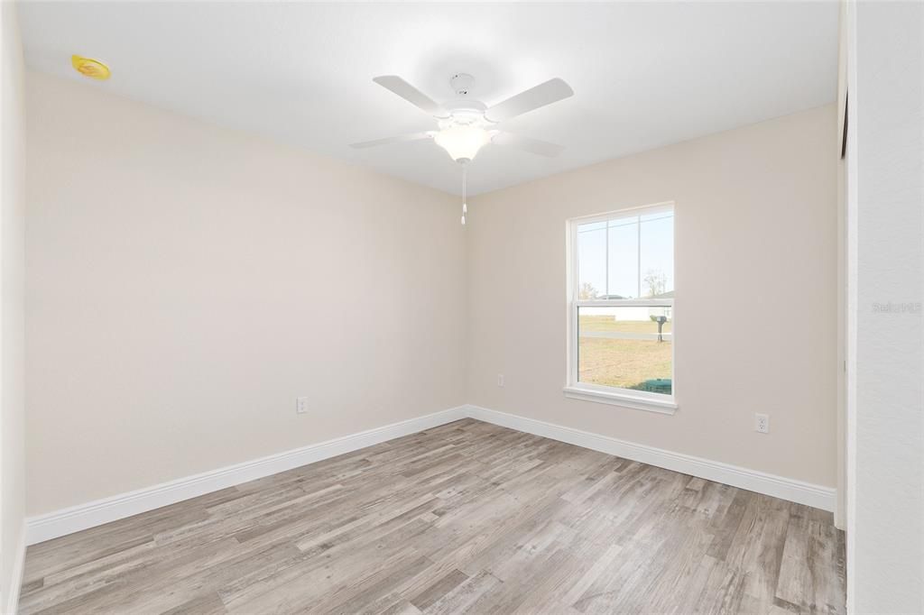 For Sale: $284,000 (3 beds, 2 baths, 1453 Square Feet)