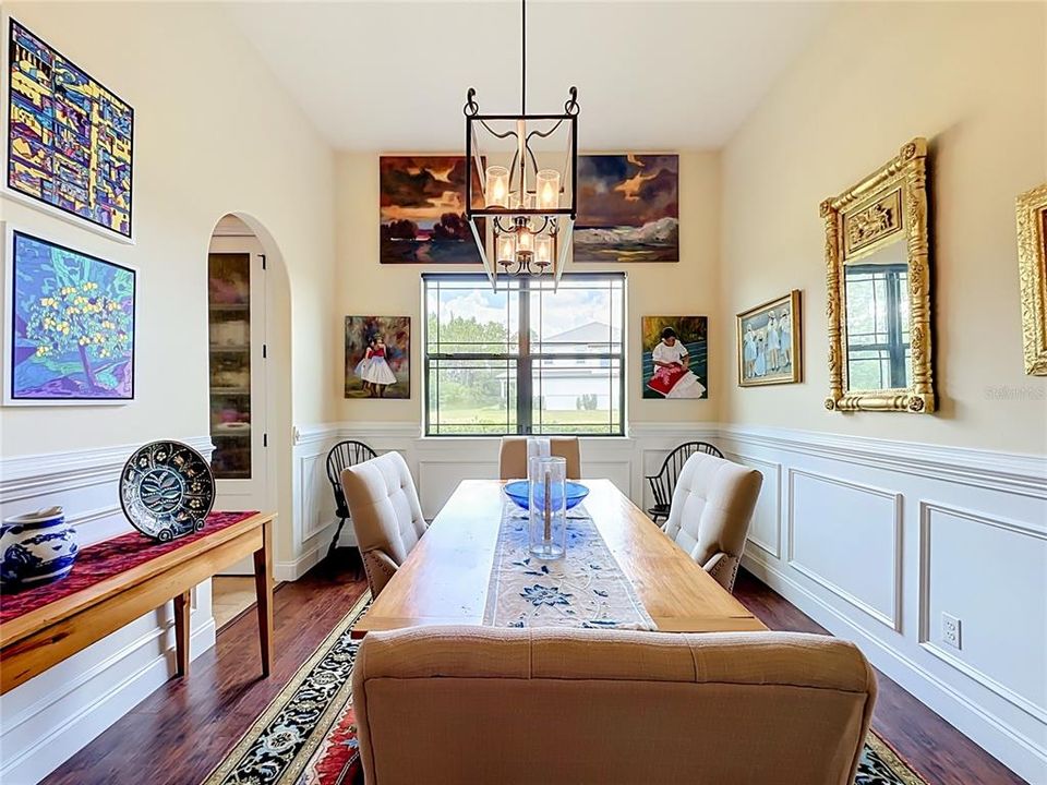 En Venta: $799,000 (3 camas, 2 baños, 2002 Pies cuadrados)