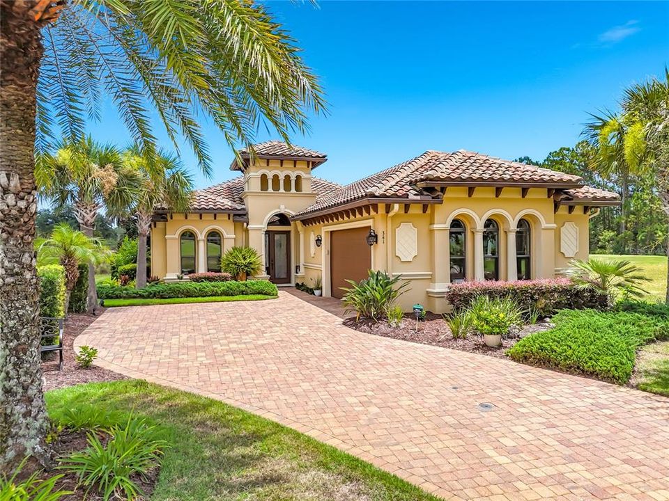 En Venta: $799,000 (3 camas, 2 baños, 2002 Pies cuadrados)