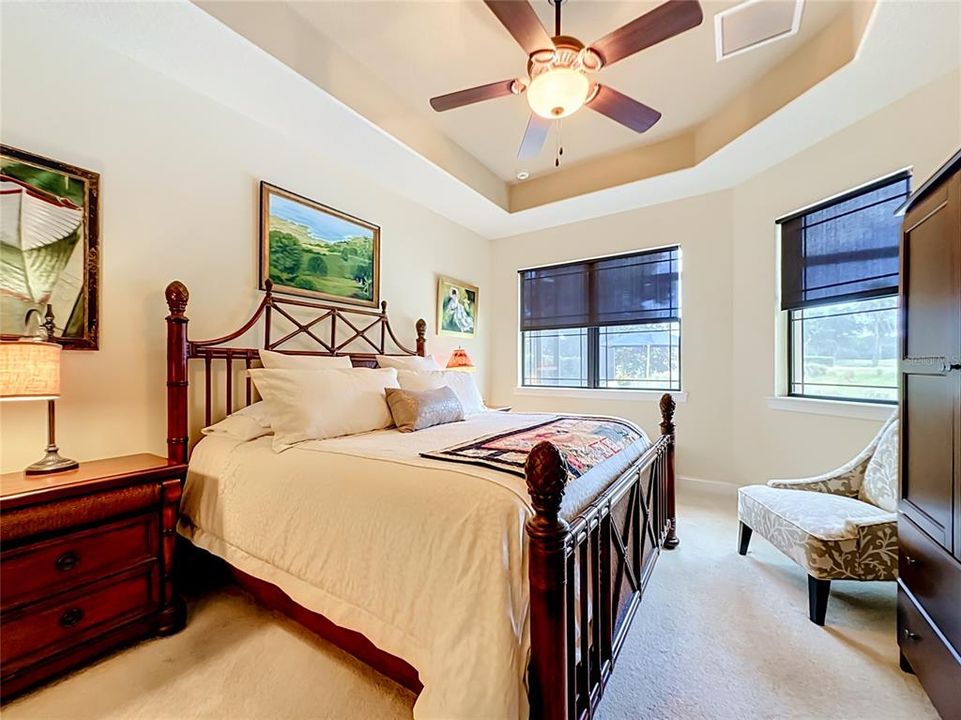 En Venta: $799,000 (3 camas, 2 baños, 2002 Pies cuadrados)
