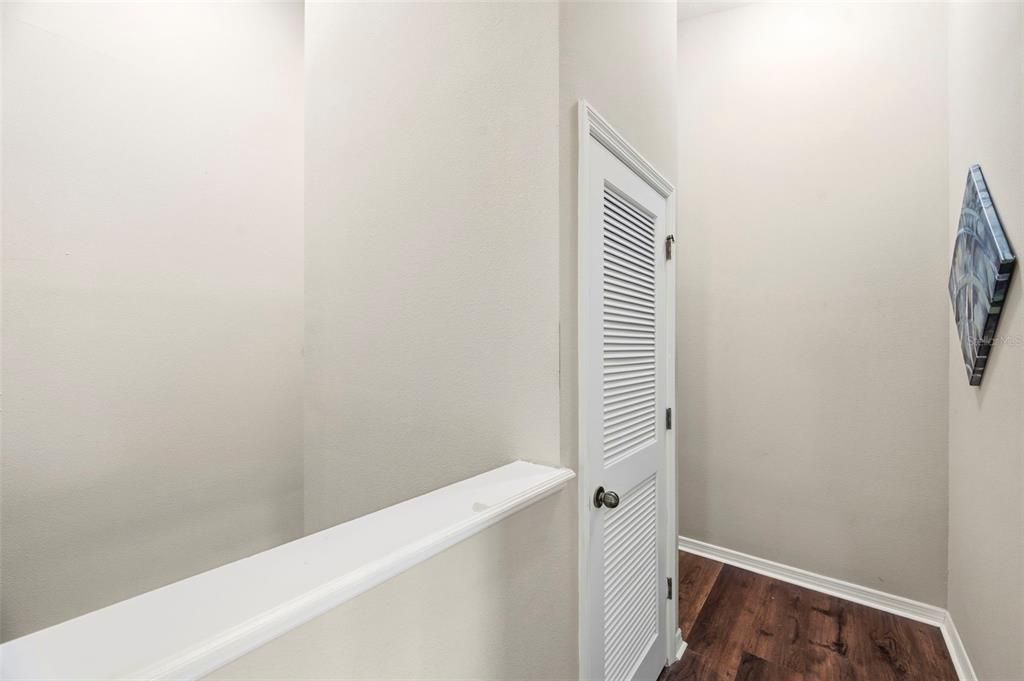 Activo con contrato: $229,900 (3 camas, 2 baños, 1686 Pies cuadrados)