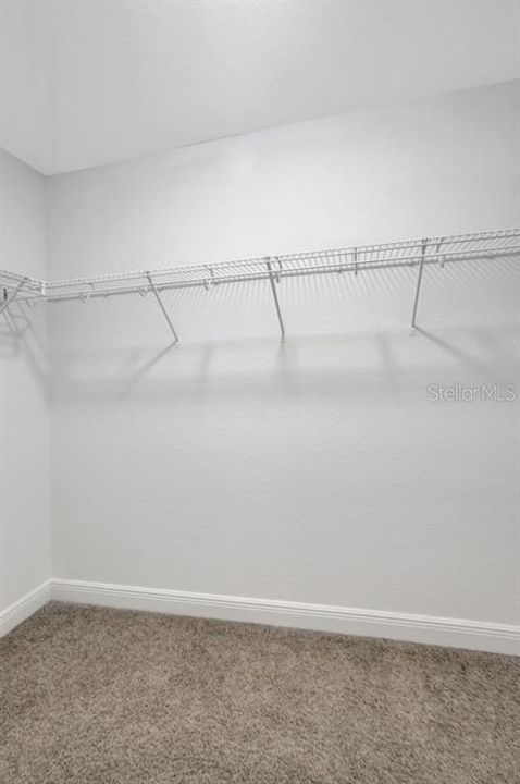 En Venta: $255,400 (3 camas, 2 baños, 1335 Pies cuadrados)