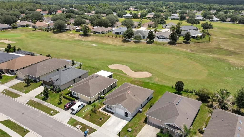 En Venta: $255,400 (3 camas, 2 baños, 1335 Pies cuadrados)