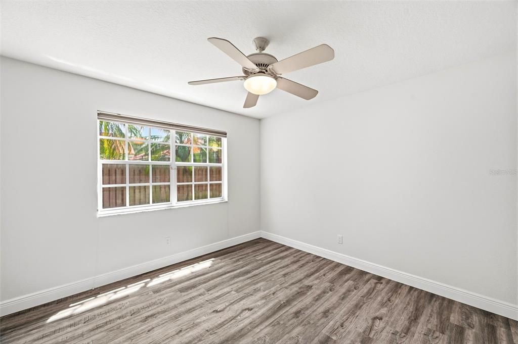 Active With Contract: $887,000 (3 beds, 3 baths, 2018 Square Feet)