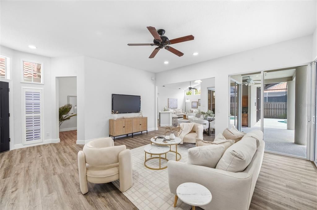 Active With Contract: $887,000 (3 beds, 3 baths, 2018 Square Feet)