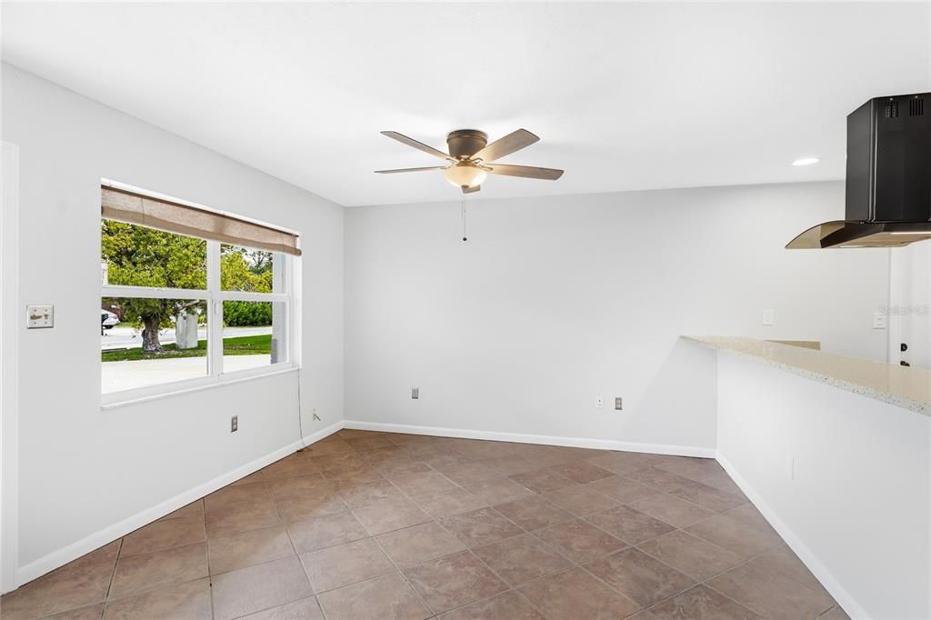 For Rent: $2,600 (3 beds, 2 baths, 1594 Square Feet)